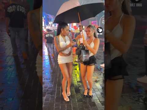 Lights up, let’s go 🤩 Walking Street, Pattaya, Thailand.