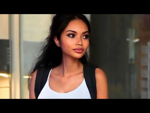 VERY BEAUTIFUL THAI GIRLS in PATTAYA STREET Scenes 4k, THAILAND 2025